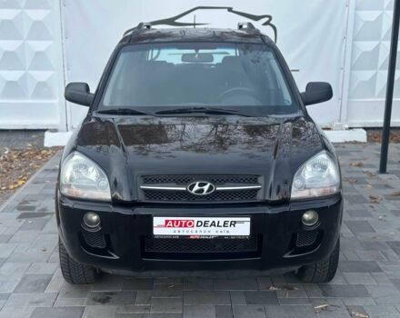 Чорний Хендай Туксон, об'ємом двигуна 2 л та пробігом 110 тис. км за 8750 $, фото 2 на Automoto.ua