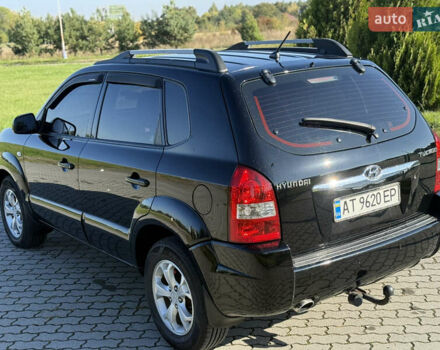 Хендай Туксон 2008 в Радехове на Automoto.ua Черный Хендай Туксон, объемом двигателя 1.98 л и пробегом 370 тыс. км за 7350 $, фото 25 на Automoto.ua