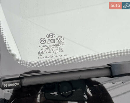 Черный Хендай Туксон, объемом двигателя 2 л и пробегом 107 тыс. км за 8900 $, фото 19 на Automoto.ua