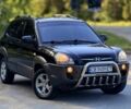 Чорний Хендай Туксон, об'ємом двигуна 2 л та пробігом 207 тис. км за 7600 $, фото 3 на Automoto.ua