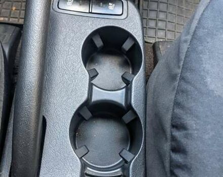 Черный Хендай Туксон, объемом двигателя 2 л и пробегом 163 тыс. км за 8100 $, фото 22 на Automoto.ua