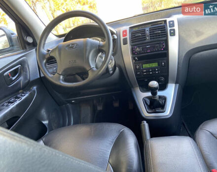 Хендай Туксон 2008 у Рівному на Automoto.ua Чорний Хендай Туксон, об'ємом двигуна 2 л та пробігом 165 тис. км за 7800 $, фото 15 на Automoto.ua