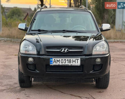Черный Хендай Туксон, объемом двигателя 2 л и пробегом 361 тыс. км за 6499 $, фото 9 на Automoto.ua