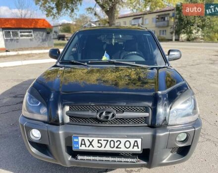 Хендай Туксон 2008 в Балаклее на Automoto.ua Черный Хендай Туксон, объемом двигателя 1.98 л и пробегом 257 тыс. км за 8500 $, фото 1 на Automoto.ua