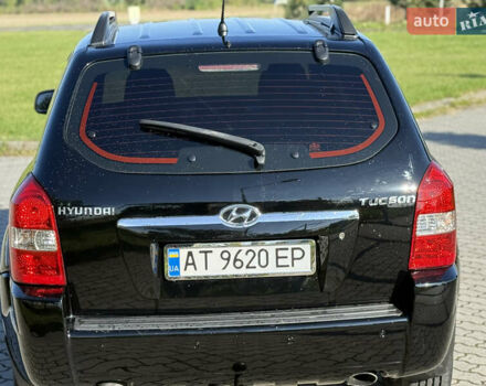 Хендай Туксон 2008 в Радехове на Automoto.ua Черный Хендай Туксон, объемом двигателя 1.98 л и пробегом 370 тыс. км за 7350 $, фото 26 на Automoto.ua