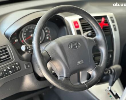 Хендай Туксон 2008 в Одессе на Automoto.ua Черный Хендай Туксон, объемом двигателя 2.7 л и пробегом 158 тыс. км за 7940 $, фото 17 на Automoto.ua