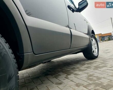 Чорний Хендай Туксон, об'ємом двигуна 2 л та пробігом 225 тис. км за 8000 $, фото 22 на Automoto.ua