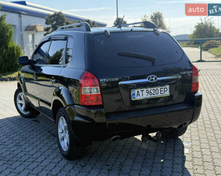 Хендай Туксон 2008 в Радехове на Automoto.ua Черный Хендай Туксон, объемом двигателя 1.98 л и пробегом 370 тыс. км за 7350 $, фото 18 на Automoto.ua