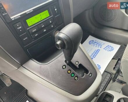 Чорний Хендай Туксон, об'ємом двигуна 1.98 л та пробігом 176 тис. км за 8500 $, фото 14 на Automoto.ua