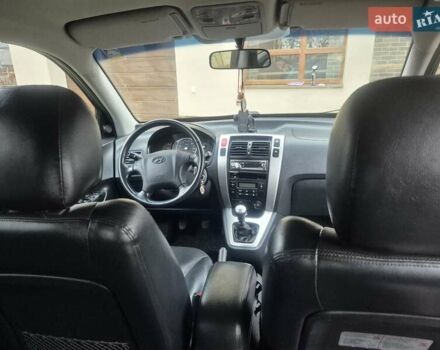 Чорний Хендай Туксон, об'ємом двигуна 1.99 л та пробігом 181 тис. км за 8150 $, фото 18 на Automoto.ua