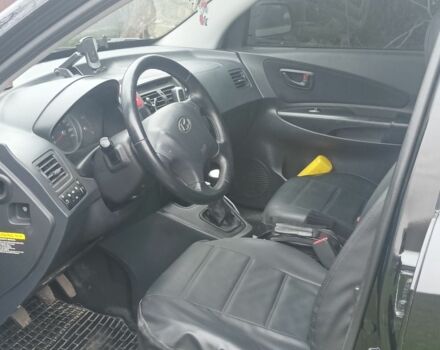 Чорний Хендай Туксон, об'ємом двигуна 0 л та пробігом 225 тис. км за 8700 $, фото 3 на Automoto.ua