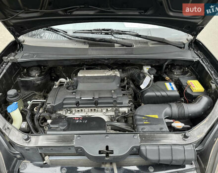 Черный Хендай Туксон, объемом двигателя 2 л и пробегом 136 тыс. км за 8500 $, фото 36 на Automoto.ua