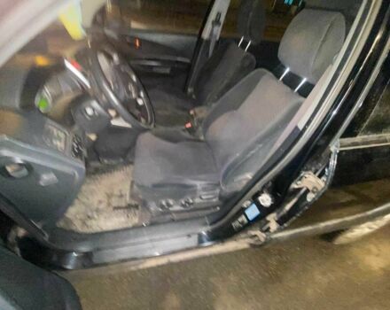 Черный Хендай Туксон, объемом двигателя 2 л и пробегом 136 тыс. км за 2500 $, фото 4 на Automoto.ua