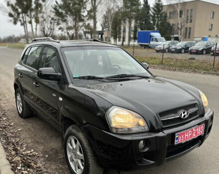 Черный Хендай Туксон, объемом двигателя 2 л и пробегом 136 тыс. км за 8500 $, фото 12 на Automoto.ua