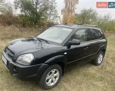 Хендай Туксон 2008 у Лубнах на Automoto.ua Чорний Хендай Туксон, об'ємом двигуна 1.98 л та пробігом 235 тис. км за 6999 $, фото 6 на Automoto.ua