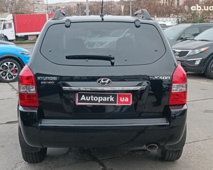 Чорний Хендай Туксон, об'ємом двигуна 2 л та пробігом 192 тис. км за 7990 $, фото 7 на Automoto.ua