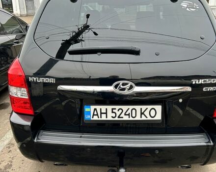 Чорний Хендай Туксон, об'ємом двигуна 2 л та пробігом 260 тис. км за 7700 $, фото 3 на Automoto.ua