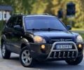 Чорний Хендай Туксон, об'ємом двигуна 2 л та пробігом 207 тис. км за 7600 $, фото 1 на Automoto.ua