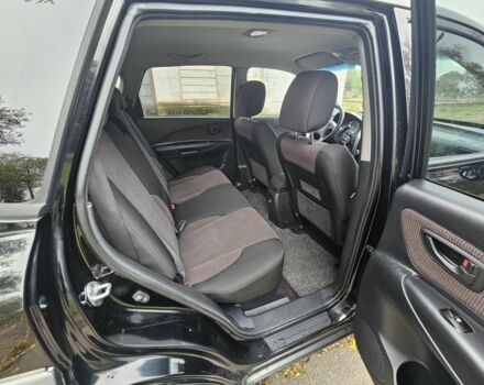 Чорний Хендай Туксон, об'ємом двигуна 2 л та пробігом 186 тис. км за 8300 $, фото 16 на Automoto.ua