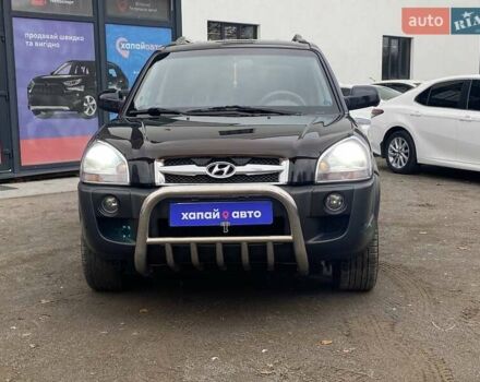 Чорний Хендай Туксон, об'ємом двигуна 1.98 л та пробігом 176 тис. км за 8500 $, фото 1 на Automoto.ua