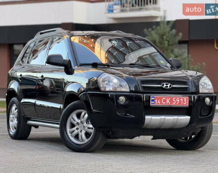 Чорний Хендай Туксон, об'ємом двигуна 2 л та пробігом 156 тис. км за 7850 $, фото 6 на Automoto.ua