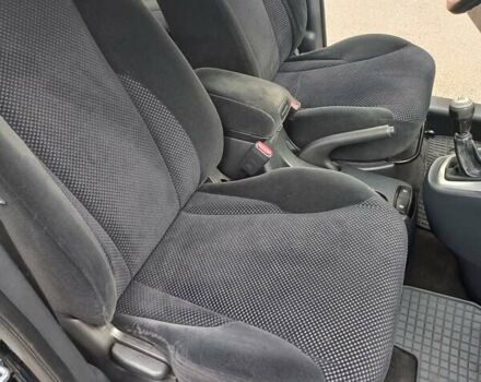 Черный Хендай Туксон, объемом двигателя 2 л и пробегом 168 тыс. км за 9000 $, фото 32 на Automoto.ua