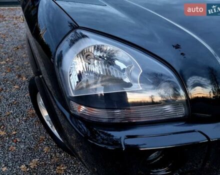 Хендай Туксон 2009 в Виннице на Automoto.ua Черный Хендай Туксон, объемом двигателя 2 л и пробегом 188 тыс. км за 9200 $, фото 17 на Automoto.ua