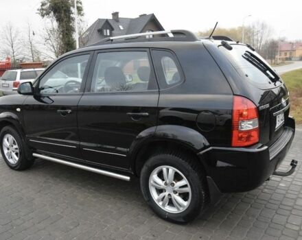 Черный Хендай Туксон, объемом двигателя 2 л и пробегом 184 тыс. км за 5480 $, фото 8 на Automoto.ua