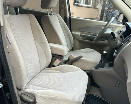 Хендай Туксон 2009 в Калуше на Automoto.ua Черный Хендай Туксон, объемом двигателя 1.98 л и пробегом 198 тыс. км за 7500 $, фото 49 на Automoto.ua