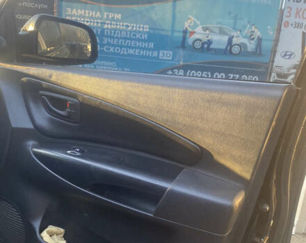 Чорний Хендай Туксон, об'ємом двигуна 2.7 л та пробігом 170 тис. км за 6000 $, фото 3 на Automoto.ua