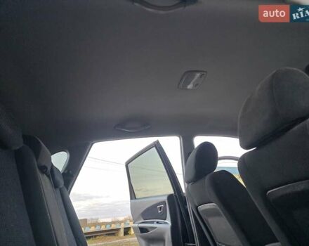 Хендай Туксон 2009 в Гусятине на Automoto.ua Черный Хендай Туксон, объемом двигателя 2 л и пробегом 143 тыс. км за 9700 $, фото 39 на Automoto.ua