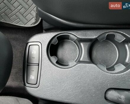Черный Хендай Туксон, объемом двигателя 2 л и пробегом 114 тыс. км за 8850 $, фото 46 на Automoto.ua