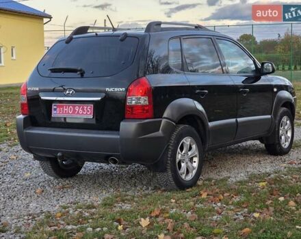 Хендай Туксон 2009 в Гусятине на Automoto.ua Черный Хендай Туксон, объемом двигателя 2 л и пробегом 143 тыс. км за 9700 $, фото 22 на Automoto.ua