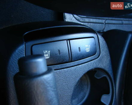 Черный Хендай Туксон, объемом двигателя 2 л и пробегом 162 тыс. км за 8200 $, фото 19 на Automoto.ua