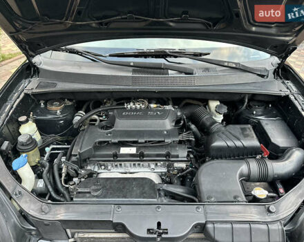 Хендай Туксон 2009 в Калуше на Automoto.ua Черный Хендай Туксон, объемом двигателя 1.98 л и пробегом 198 тыс. км за 7500 $, фото 43 на Automoto.ua