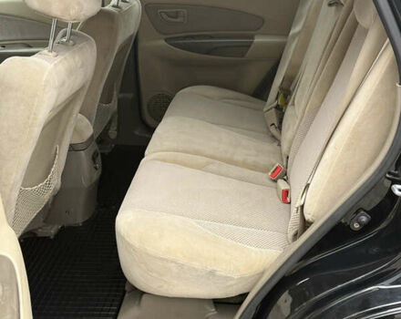 Черный Хендай Туксон, объемом двигателя 2 л и пробегом 191 тыс. км за 8500 $, фото 36 на Automoto.ua