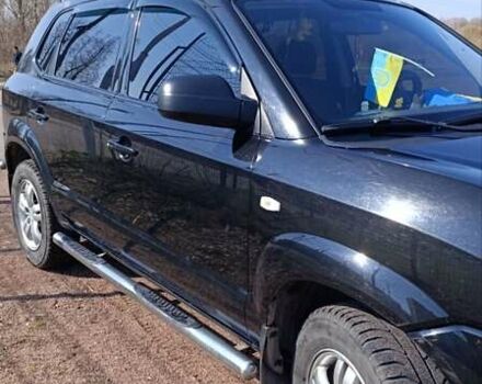 Черный Хендай Туксон, объемом двигателя 2 л и пробегом 226 тыс. км за 8700 $, фото 21 на Automoto.ua