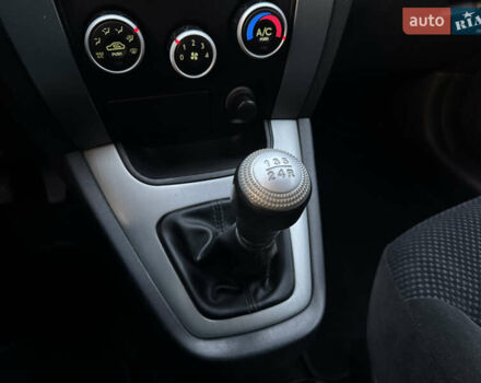 Хендай Туксон 2009 в Киеве на Automoto.ua Черный Хендай Туксон, объемом двигателя 2 л и пробегом 110 тыс. км за 8700 $, фото 37 на Automoto.ua