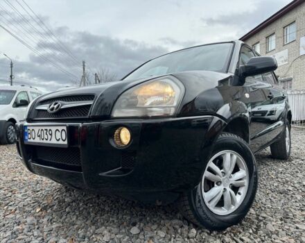 Черный Хендай Туксон, объемом двигателя 2 л и пробегом 166 тыс. км за 7500 $, фото 1 на Automoto.ua