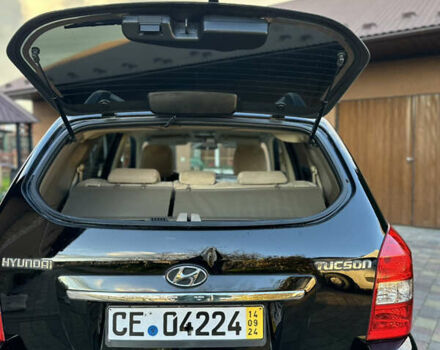 Хендай Туксон 2009 в Калуше на Automoto.ua Черный Хендай Туксон, объемом двигателя 1.98 л и пробегом 198 тыс. км за 7500 $, фото 18 на Automoto.ua