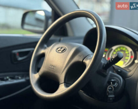 Хендай Туксон 2009 в Киеве на Automoto.ua Черный Хендай Туксон, объемом двигателя 2 л и пробегом 110 тыс. км за 8700 $, фото 38 на Automoto.ua