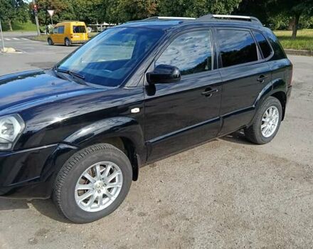 Чорний Хендай Туксон, об'ємом двигуна 1.98 л та пробігом 242 тис. км за 8900 $, фото 1 на Automoto.ua