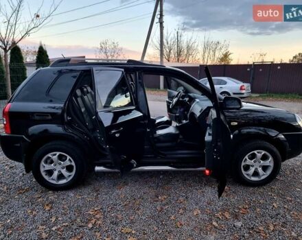 Хендай Туксон 2009 в Виннице на Automoto.ua Черный Хендай Туксон, объемом двигателя 2 л и пробегом 188 тыс. км за 9200 $, фото 18 на Automoto.ua