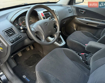 Хендай Туксон 2009 в Киеве на Automoto.ua Черный Хендай Туксон, объемом двигателя 2 л и пробегом 110 тыс. км за 8700 $, фото 24 на Automoto.ua