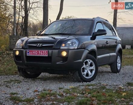 Хендай Туксон 2009 в Гусятине на Automoto.ua Черный Хендай Туксон, объемом двигателя 2 л и пробегом 143 тыс. км за 9700 $, фото 12 на Automoto.ua