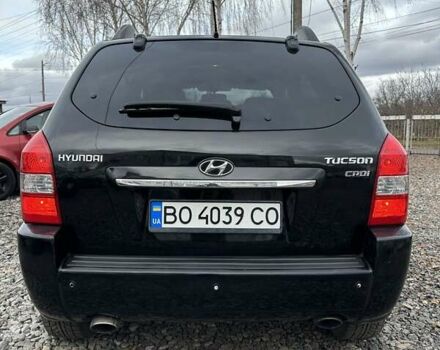 Чорний Хендай Туксон, об'ємом двигуна 2 л та пробігом 166 тис. км за 7500 $, фото 4 на Automoto.ua