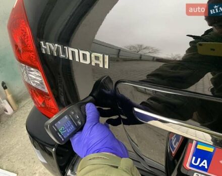 Черный Хендай Туксон, объемом двигателя 2 л и пробегом 114 тыс. км за 8850 $, фото 85 на Automoto.ua