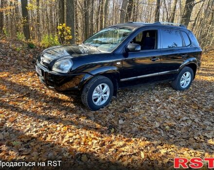 Чорний Хендай Туксон, об'ємом двигуна 2 л та пробігом 182 тис. км за 8700 $, фото 3 на Automoto.ua