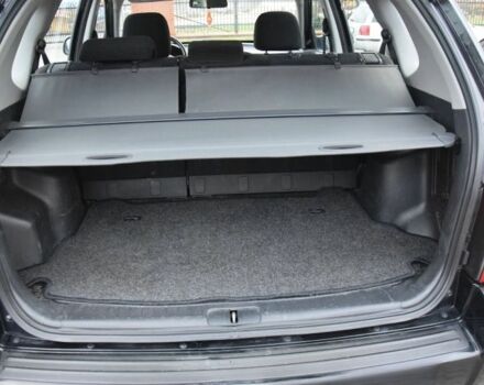 Черный Хендай Туксон, объемом двигателя 2 л и пробегом 184 тыс. км за 5480 $, фото 19 на Automoto.ua