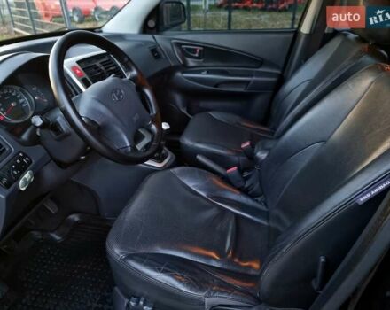 Хендай Туксон 2009 в Виннице на Automoto.ua Черный Хендай Туксон, объемом двигателя 2 л и пробегом 188 тыс. км за 9200 $, фото 44 на Automoto.ua